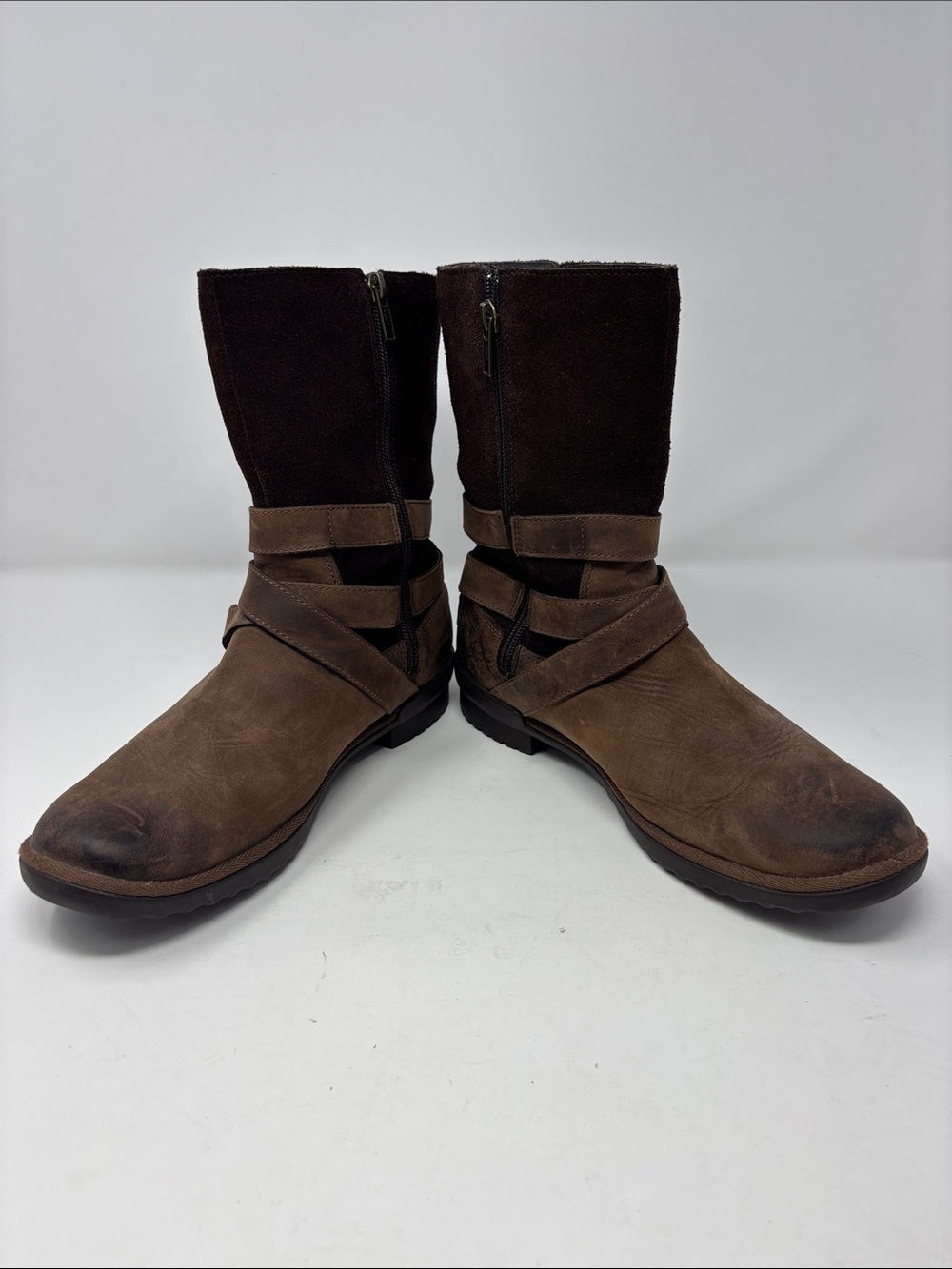 Ugg 8.5 Brown Leather & Suede Mid-Calf Boots